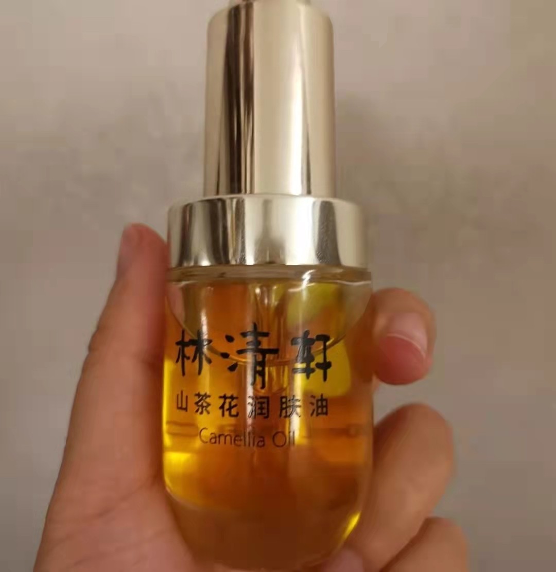 “以油养肤”怎么养？分享5款口碑很好的护肤油，让你事半功倍