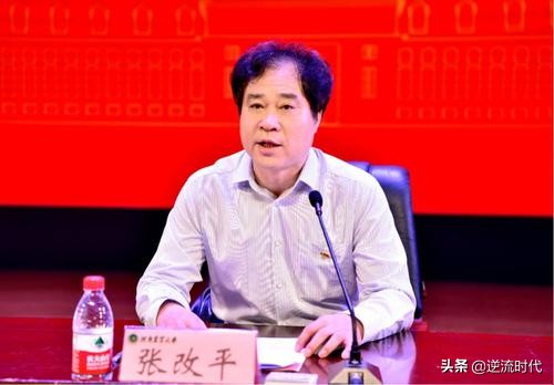 河南农大唯一院士不再担任校长职务，为何不学习郑强超龄服务？