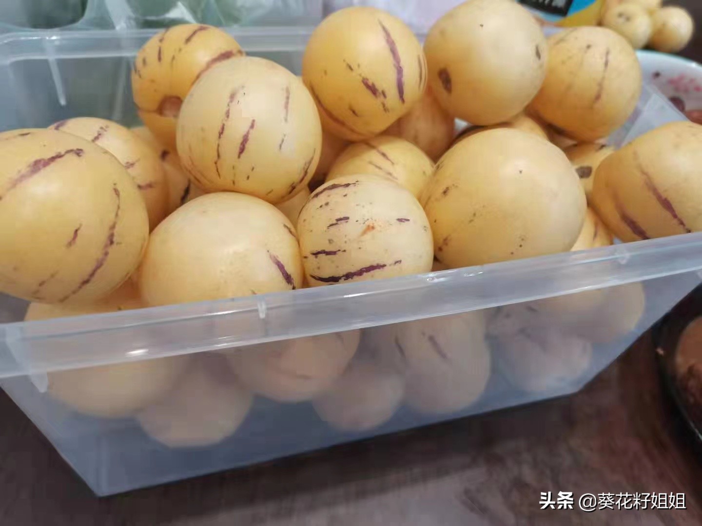 人参果皮可以吃吗(教你2招人参果清甜美味)