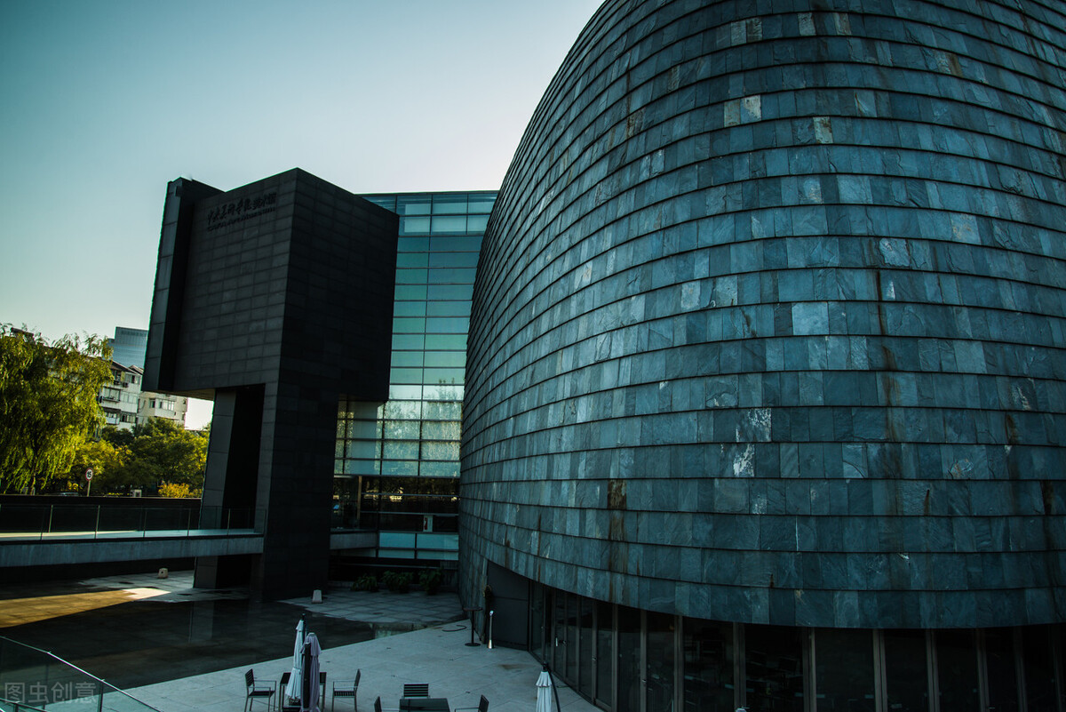 考前忙什么选大学挑专业，美术艺考生8大设计专业排名值得收藏