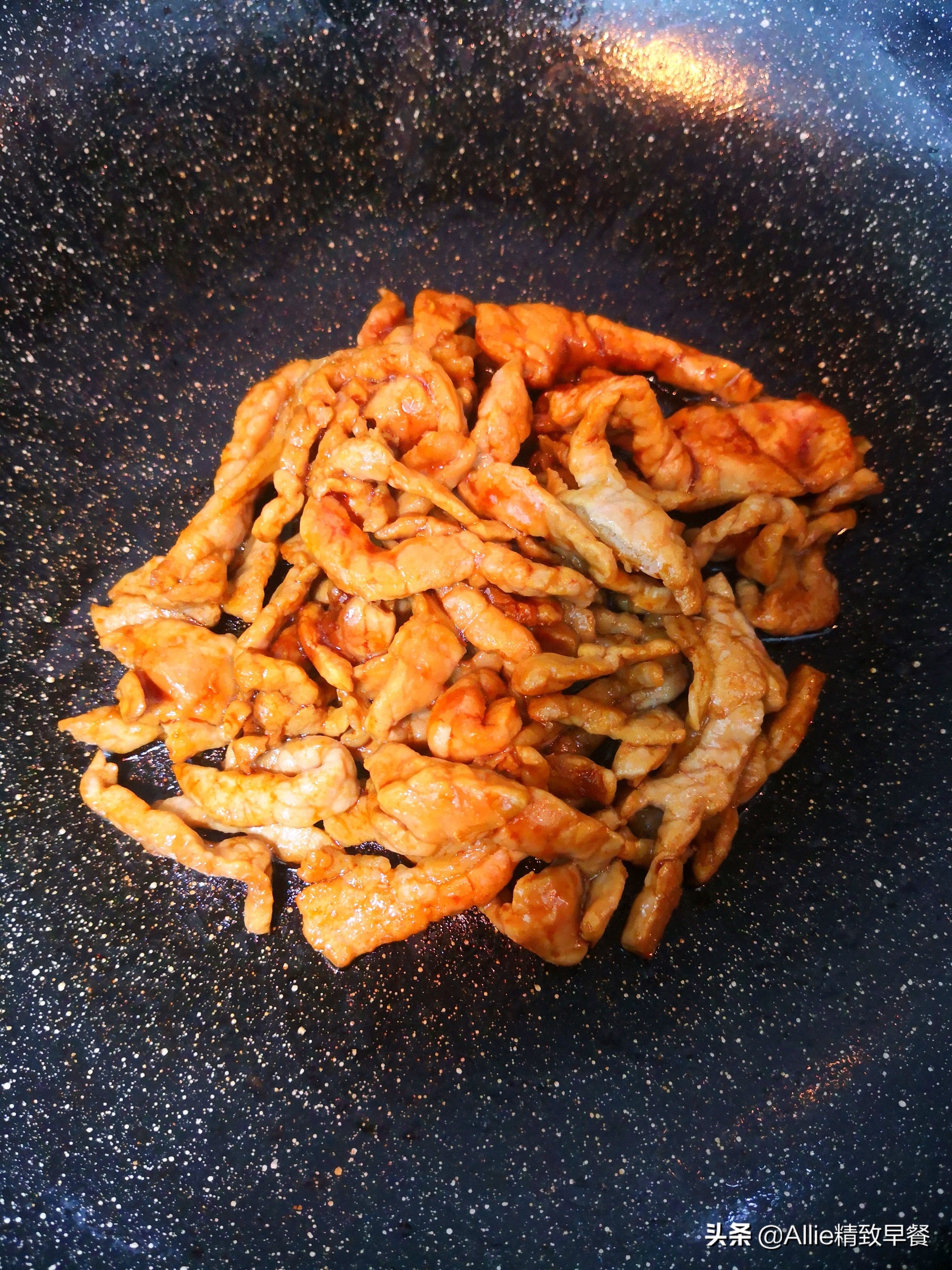 家常炒拉面有技巧，這樣做比面館都好吃還不油膩，食材多，真營養