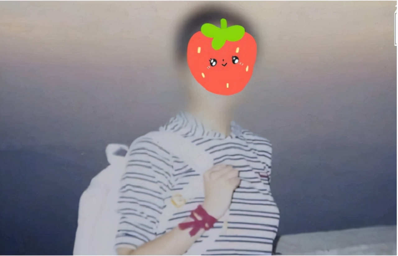 男朋友学校强要（湖南一女大学生被男友抛弃）