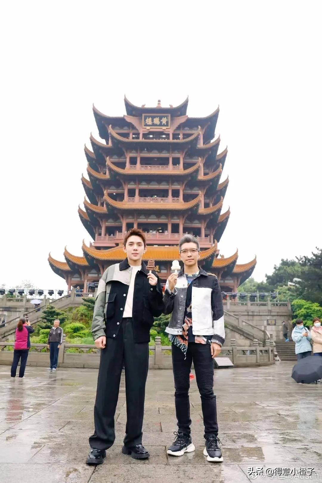 来黄鹤楼“嗦雪糕”,去省博“吃文物”......最近的武汉太会玩