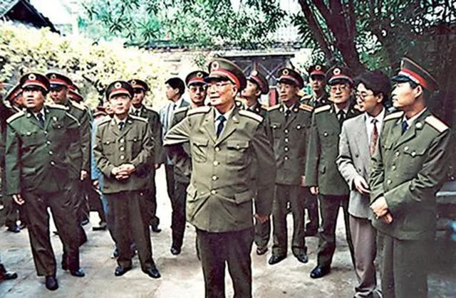 1955年，南京军事学院战役系52名学员，都被授予了什么军衔？