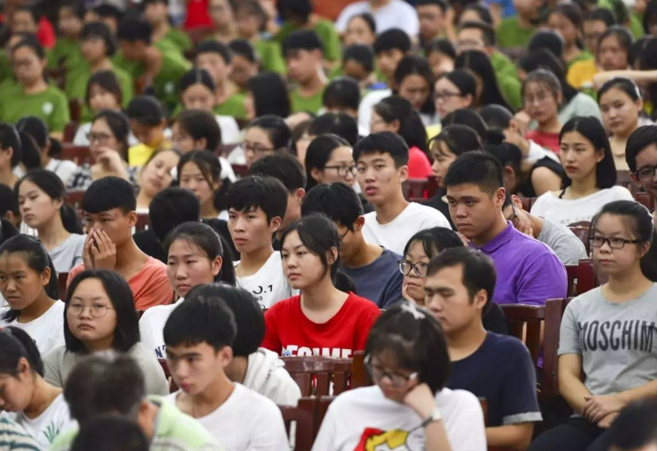 高考600分以上有啥未来？进入名校几率大吗？学生要了解