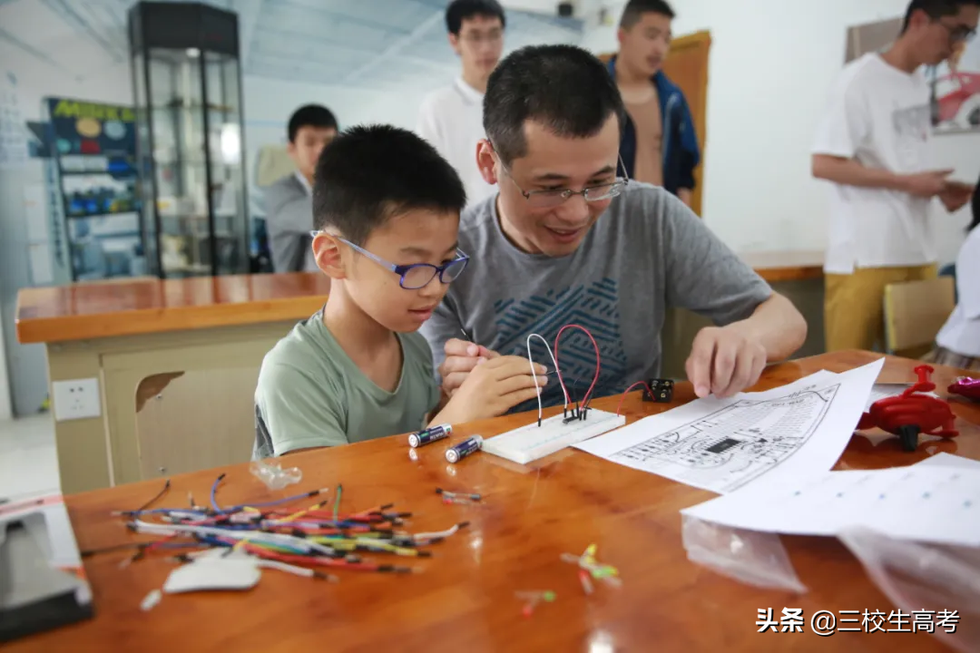 上海市学生职业体验日记及活动回顾