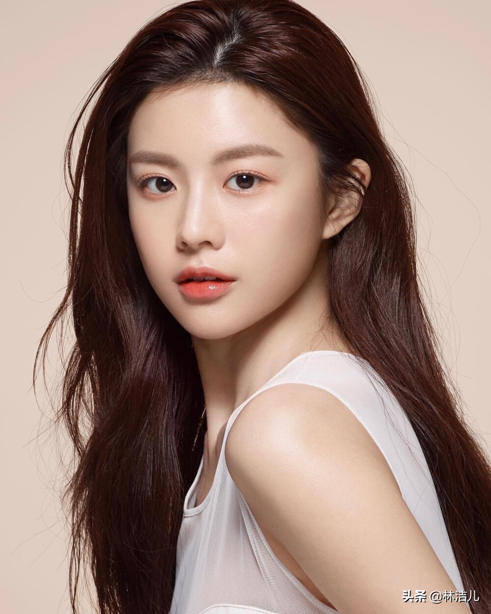 光有三庭五眼不是美女？2020最新审美标准，连王祖贤杨幂都不符合