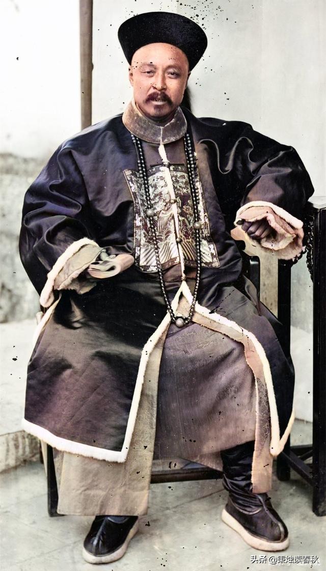 清朝岭南第一状元，乾隆赦其死罪，传说国师断其九代状元祖坟风水