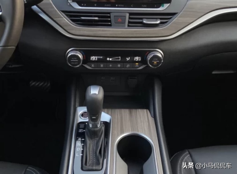 只选对的不选贵的，裸车16万入手日产天籁，这价格买的算便宜吗