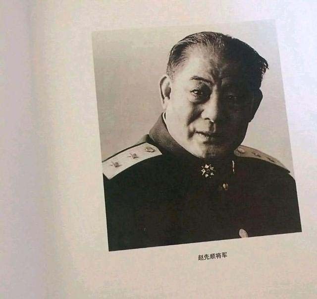 1985年裁军重组七大军区，司令员都是谁？后来又被授予了什么军衔