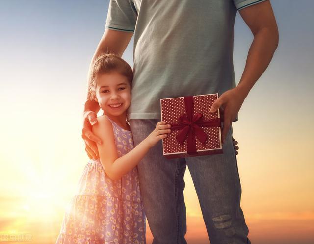 豆瓣8.7《布鲁克林有棵树》｜生活馈赠的一切悲欢，都值得热爱