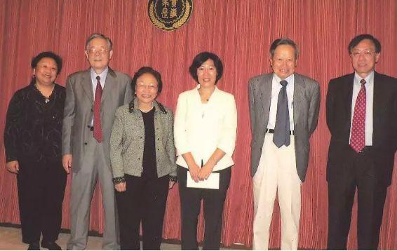 山东大学最牛的女数学家，10年只做一件事，如今获奖700万