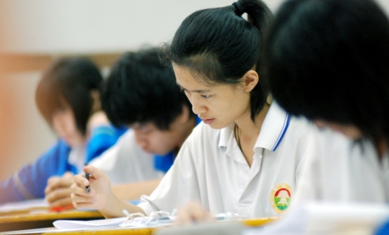 这3所二本大学，毕业生90%都是“端碗大师”，成为公务员几率大