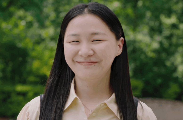 “我辛苦考上大学，摸下女生胸就没了？”男生猥亵女生遭退学