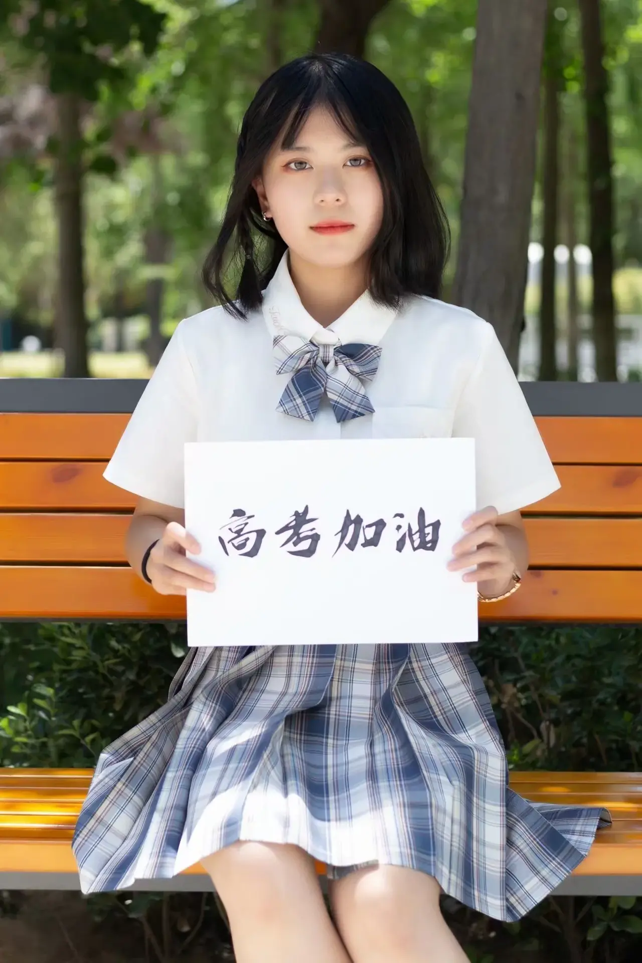 新高考有多难？考完物理，学生呆滞，考完化学，直言“要复读了”