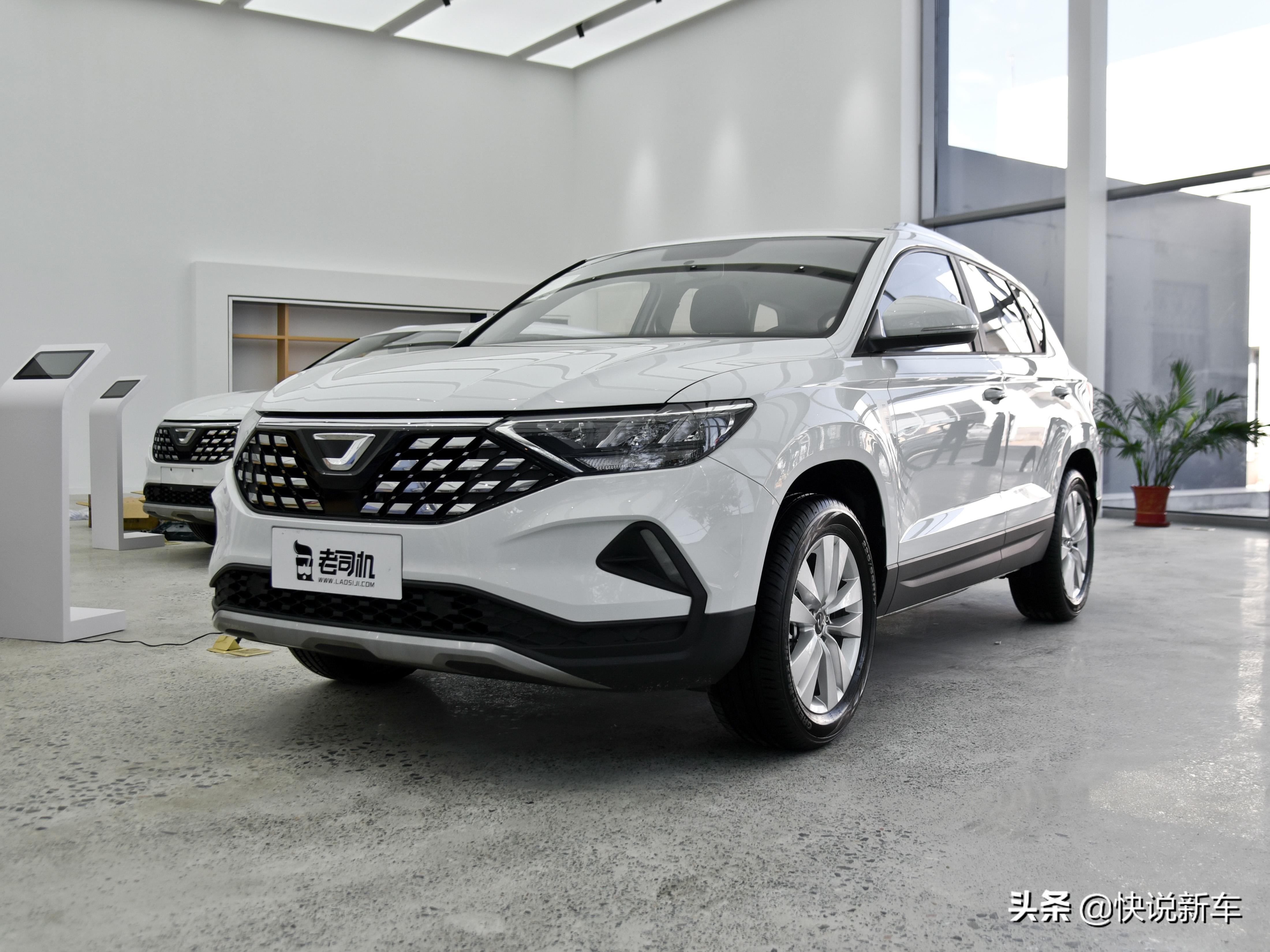 油耗不过7l,价格惊喜合资suv,增压 自动挡实拍捷达vs5