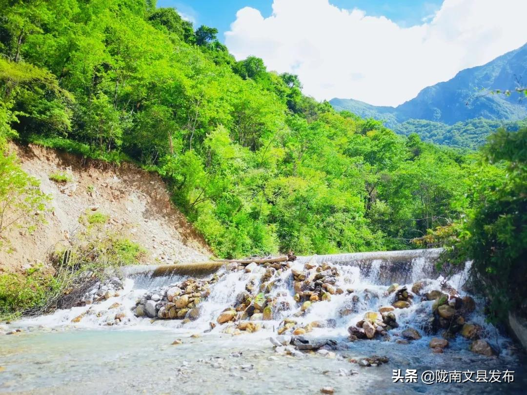 中国旅游日看文县美景