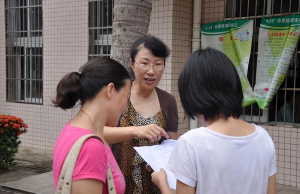 今年高考人数突破1078万，学生想上“本科”，需要考多少分？