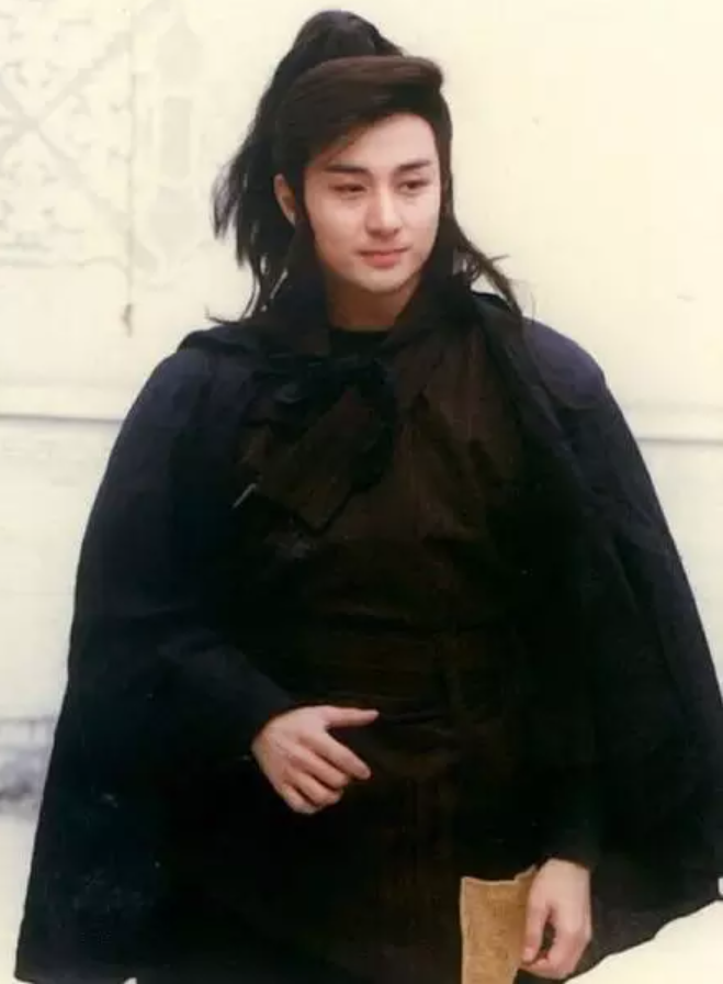 从风月片的假戏真做，到如今的亿万家产，吴岱融钟淑慧经历了什么