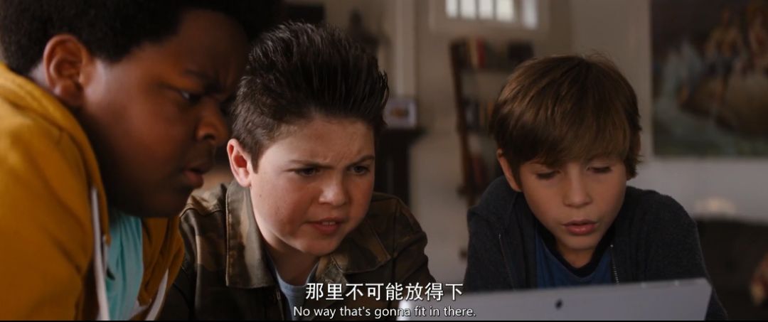 一群未成年人，演了部自己不能看的R级片