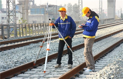 铁路类有啥好专业？有5个毕业就能拿“铁饭碗”，中等生很吃香