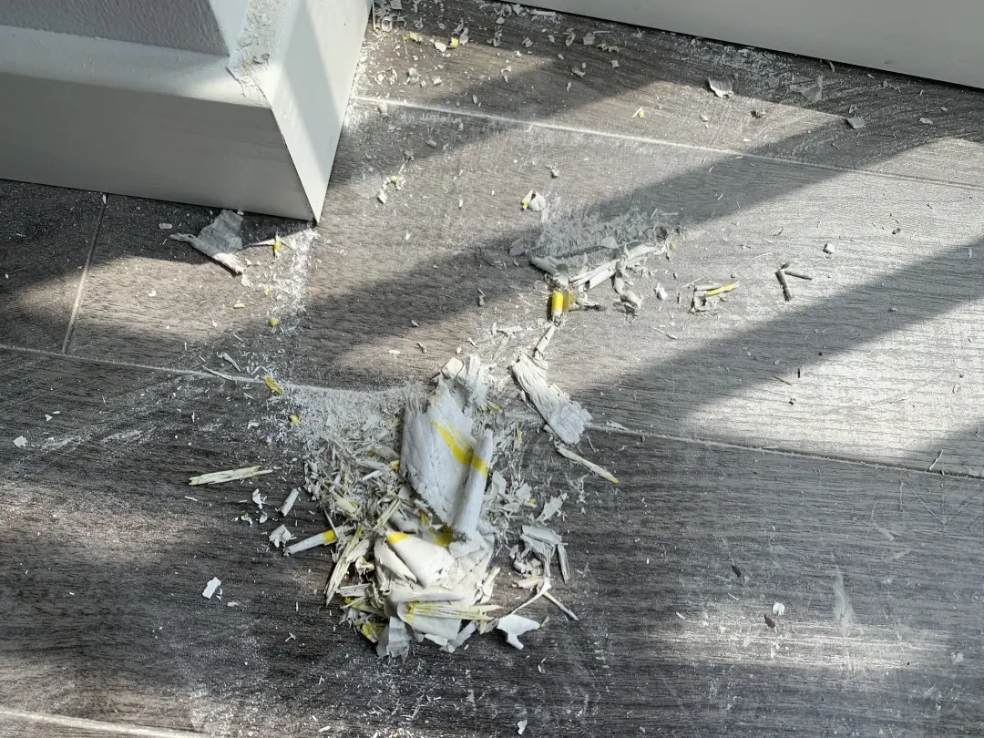 跟拍保洁阿姨9小时,我探到了内幕