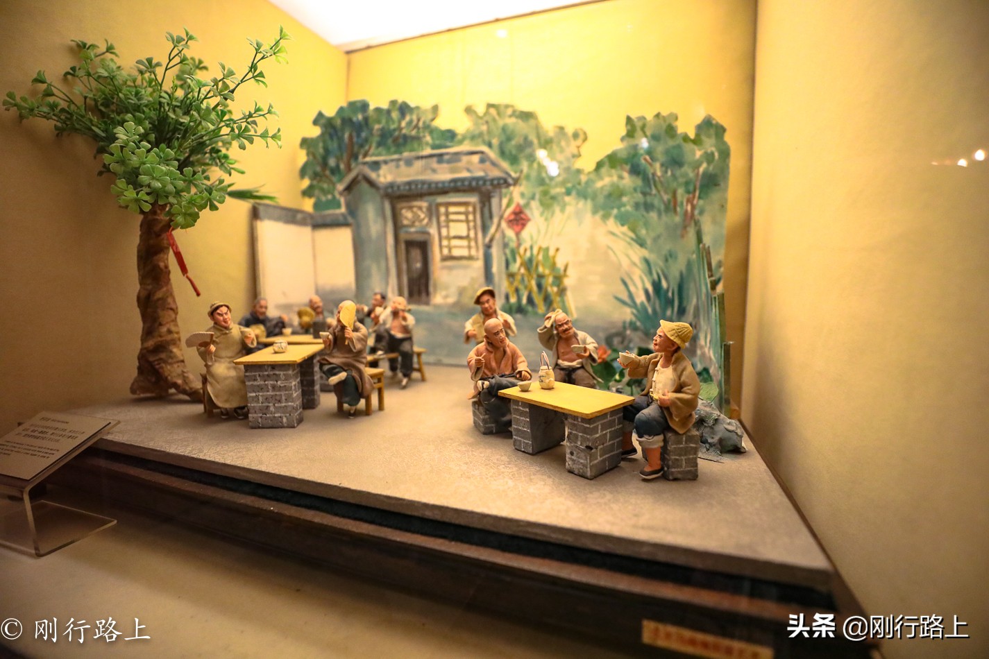 很多人到北京旅游，来老舍茶馆却是因为老舍这个名字