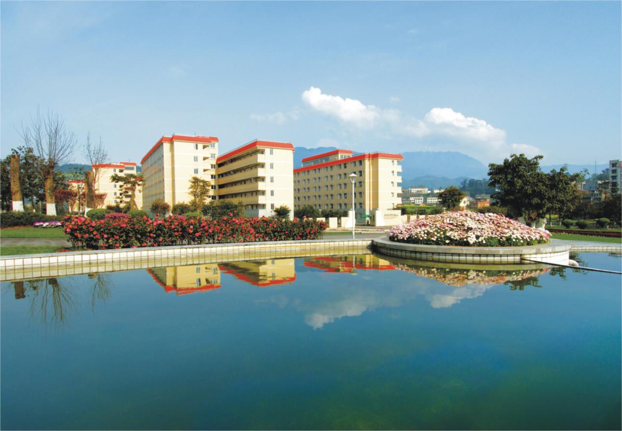 坐拥三大校区，占地4500亩，累计创造经济效益1000多亿，四川这所高校