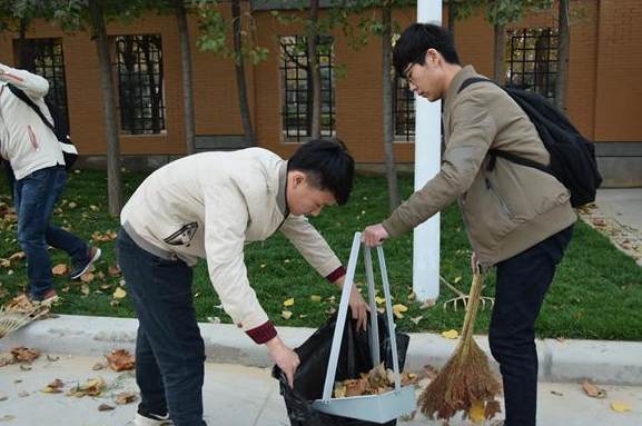 大学生入党好处多，可弊端却少有人知，想清楚再决定别等将来后悔