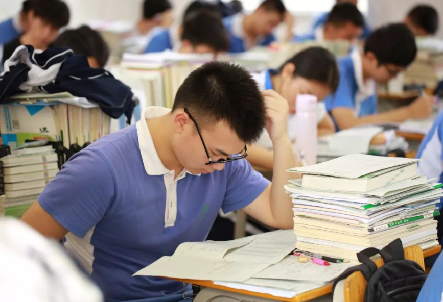天津高考迎来“新变化”，又一“捷径”被封堵，河北考生坐立不安