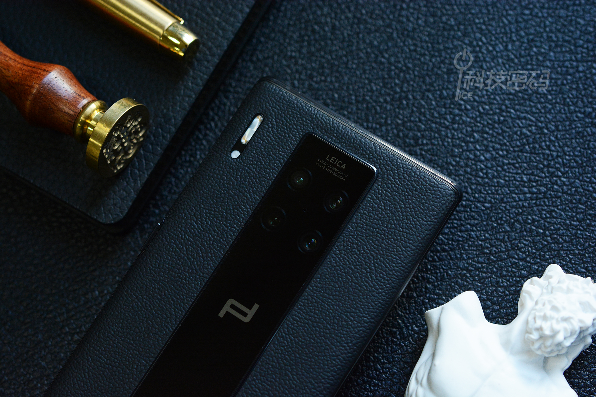 华为保时捷qq发说说