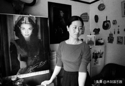 通过张爱玲和王安忆的作品，从不同角度下，看懂上海