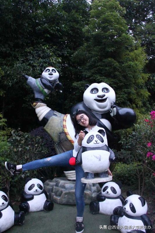 陕西5名女生上同一所大学,还全部保研：北大、复旦、中传、人大！