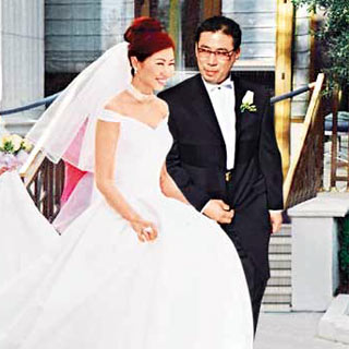 翁虹的风月情史，从性感女神变为贤妻良母，靠美色征服了5个男人