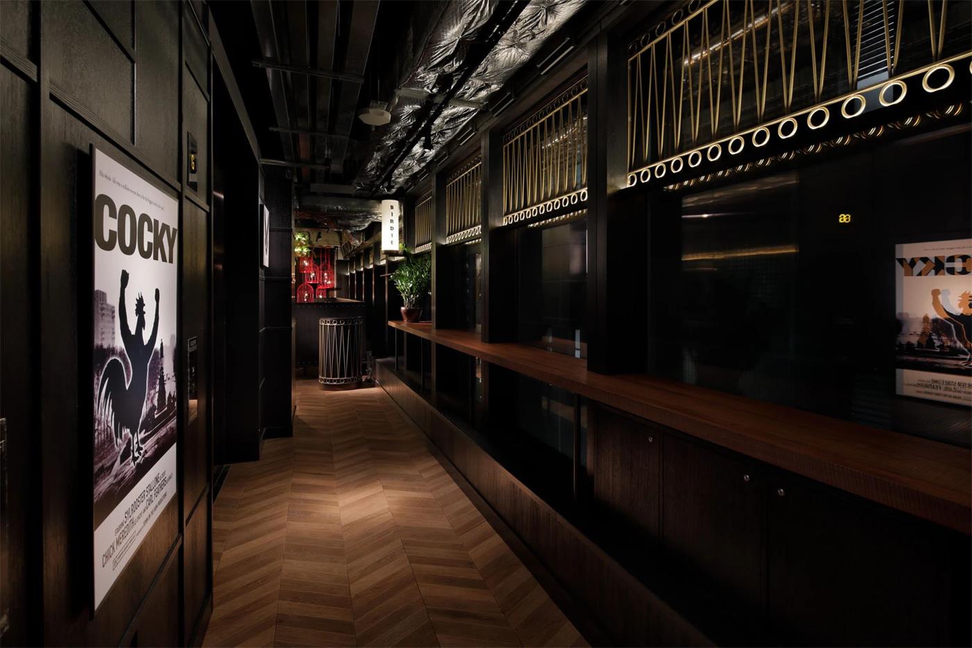 鸟笼包裹的日式烤肉店 | 顶级颜值Loft餐厅来了