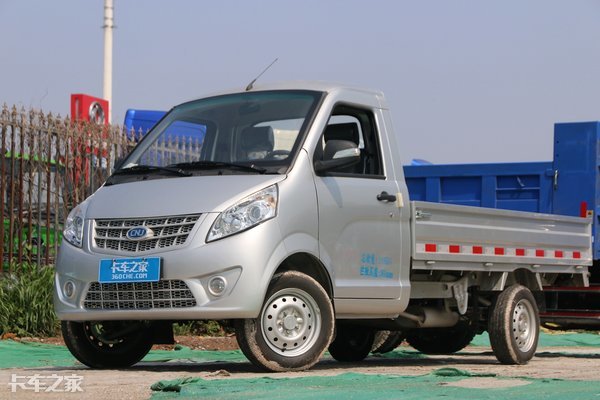 小型货车报价及图片(87马力汽油微卡配3米长大货厢) - 赤虎壹号