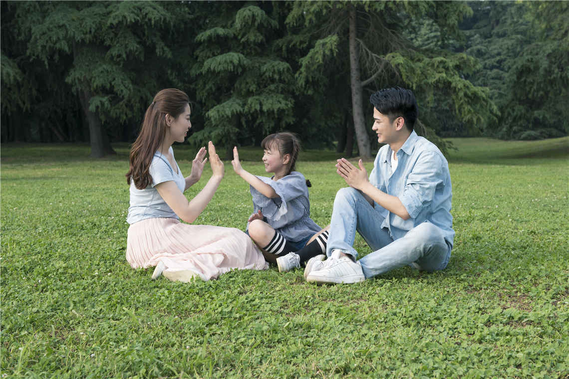 发现孩子撒谎，别再急着上棍棒，你需要三种教育法，亲测有效