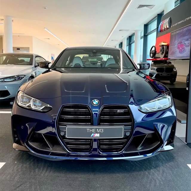 地表最强“3系”！全新宝马M3实车，6缸引擎马力超500匹