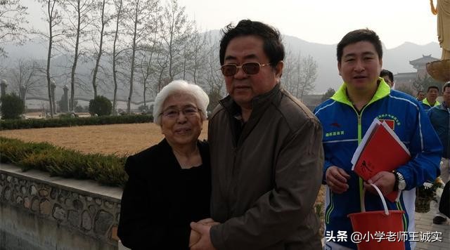 为什么庄则栋追悼会没人去 他女儿庄岚照片现状怎样