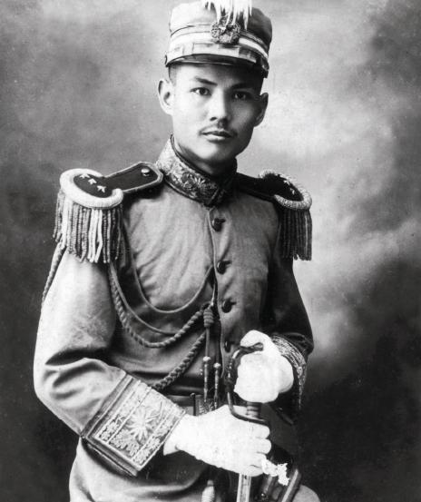 十大元帅在旧军队是啥级别：林彪是上尉，朱德是少将，陈毅是准尉