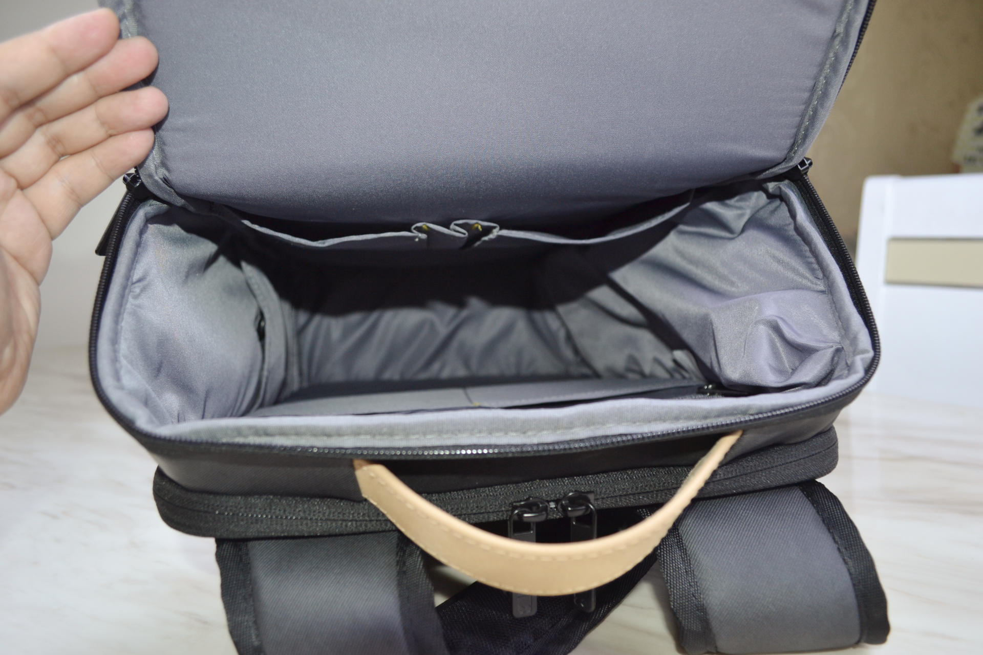 奋青日常通勤新装备 地平线8号LEVEL8都市双肩包