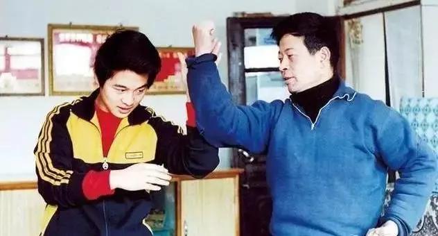 李连杰真实身份惊人林立果李连杰真实身份是姓高