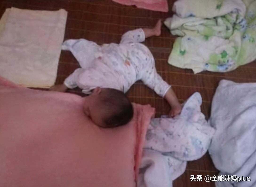 婴儿自主入睡训练（宝宝该用什么姿势睡）-幼儿百科-魔术铺