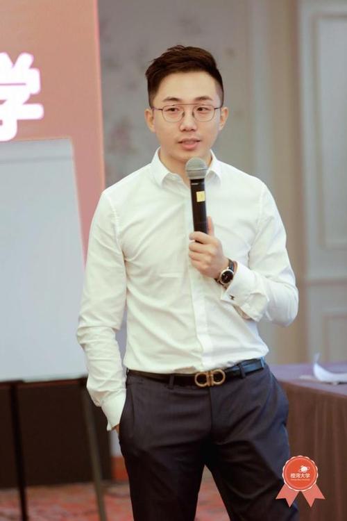 河南85后富豪王寧：利用人性弱點，3年狂賺500億，他到底有多牛？