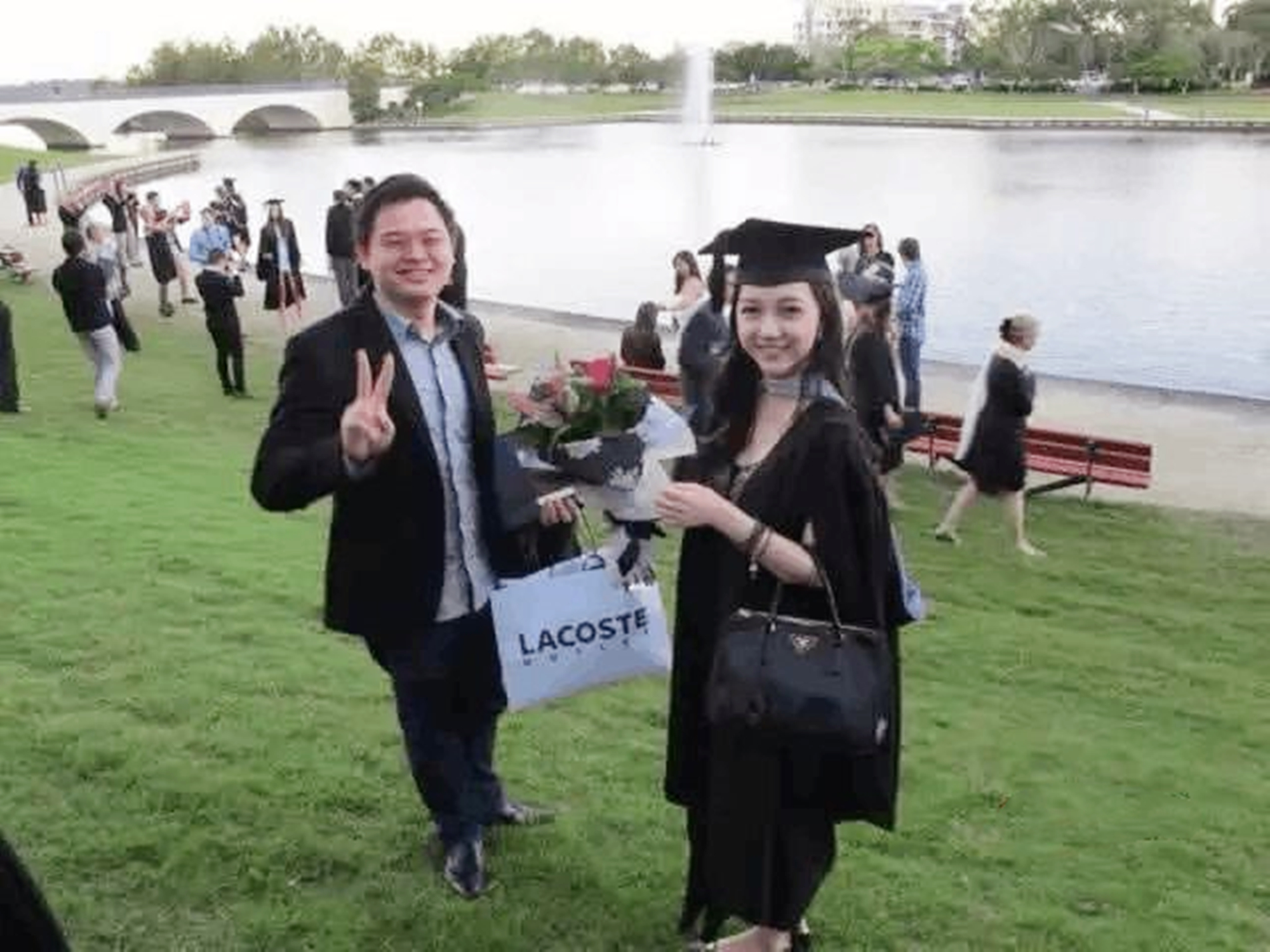 美妆网红应聘政法大学教师，学术水平遭质疑被抵制，结局大快人心