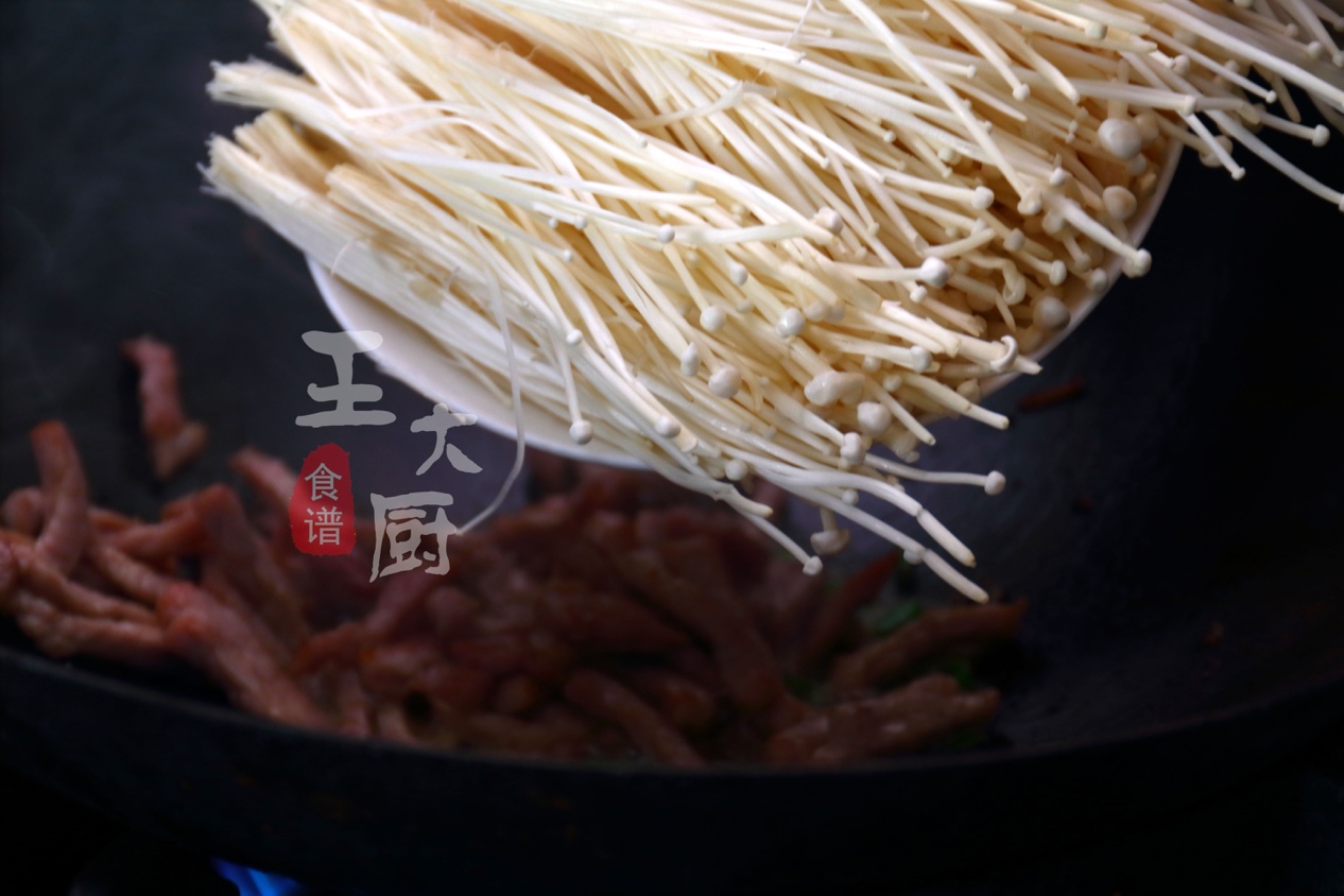 金針菇炒肉絲,金針菇炒肉絲怎么做