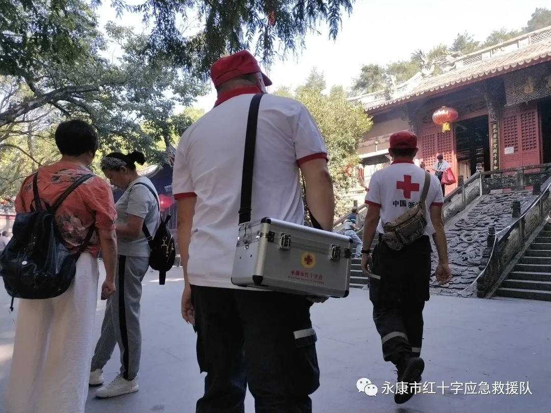 赞!国庆假期志愿服务不打烊