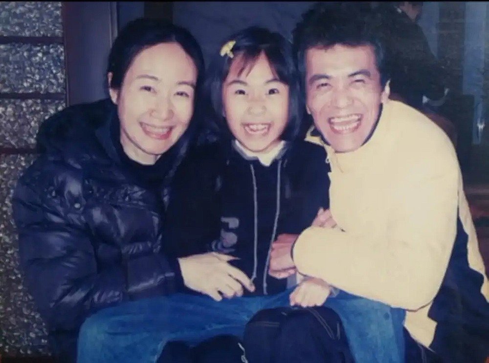 《万花筒》播出35年,三人去世,阿昌80岁越活越年轻,娇妈成经典