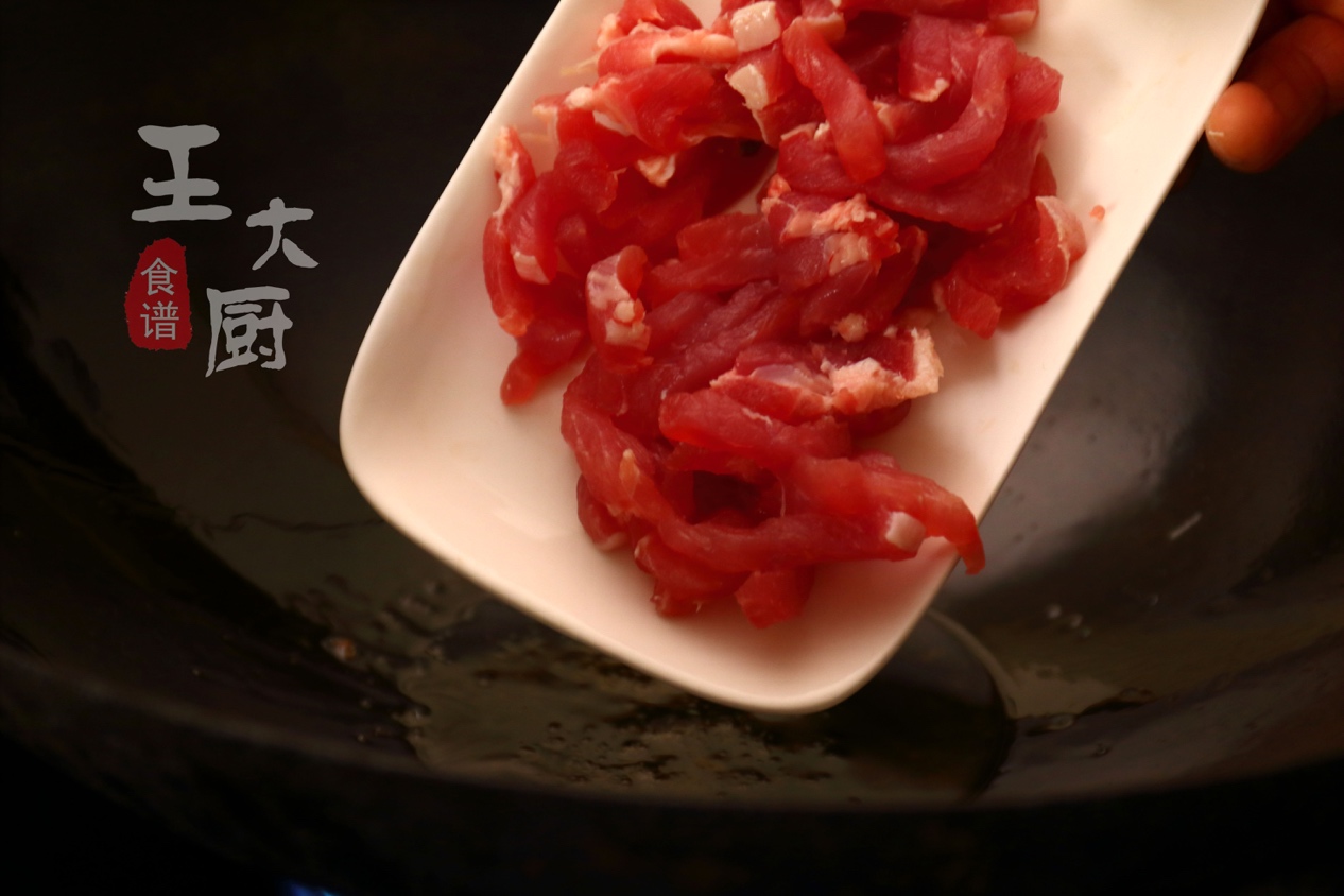 金針菇炒肉絲,金針菇炒肉絲怎么做