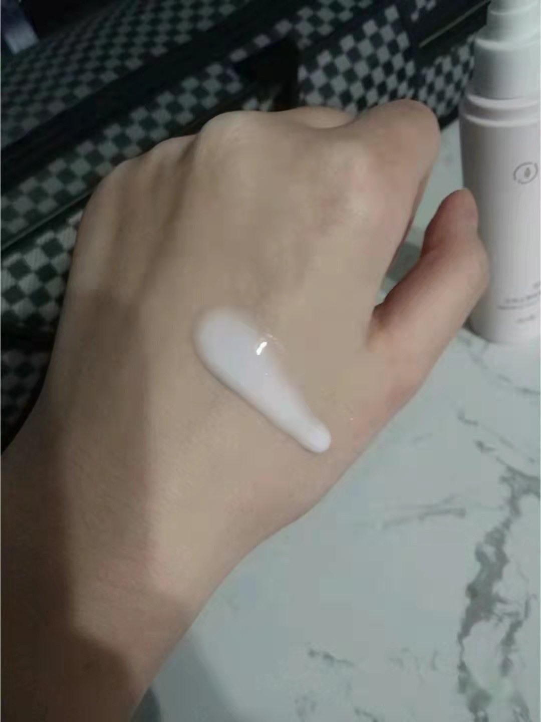 水乳不一定大牌才好用，这四款被忽略的国货水乳，保湿又补水